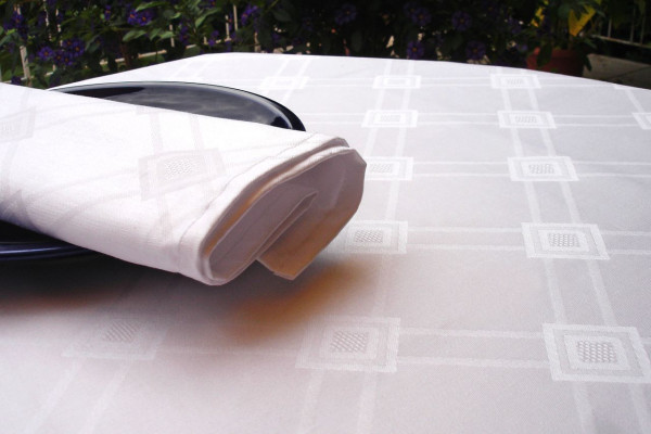 12 Damast-Servietten Milara, weiß, mit elegantem Muster, 50x50