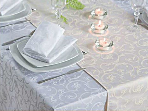 Damask tablecloth Sila, white, with floral pattern, 140x240