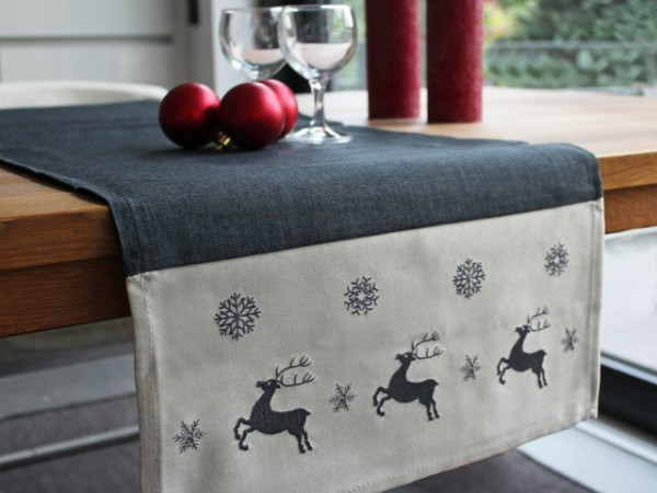 Weihnachtstischläufer Kurt, anthrazit, mit Elchen, 40x140
