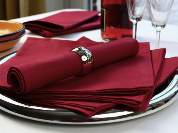 6 cloth napkins, Padua, bordeaux, with satin band 50x50