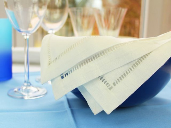 8 linen napkins, antique white, with noble hemstitch, 45x45